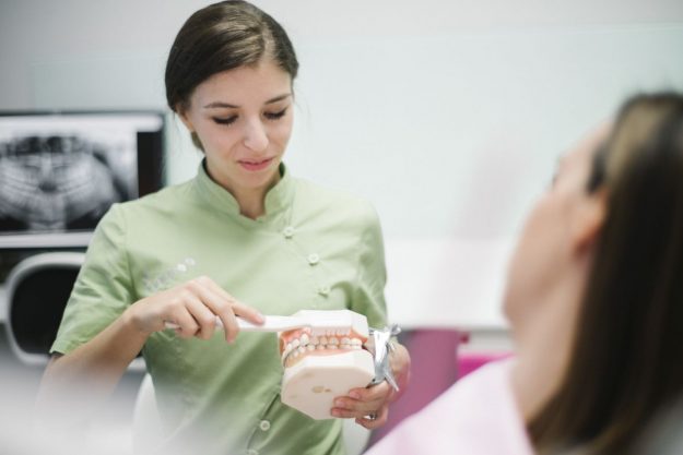 zubno-meso-upala zubno-meso-upala