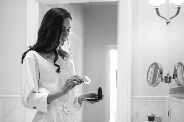 Vitis-Invisalign-aparatic-za-zube Vitis-Invisalign-aparatic-za-zube